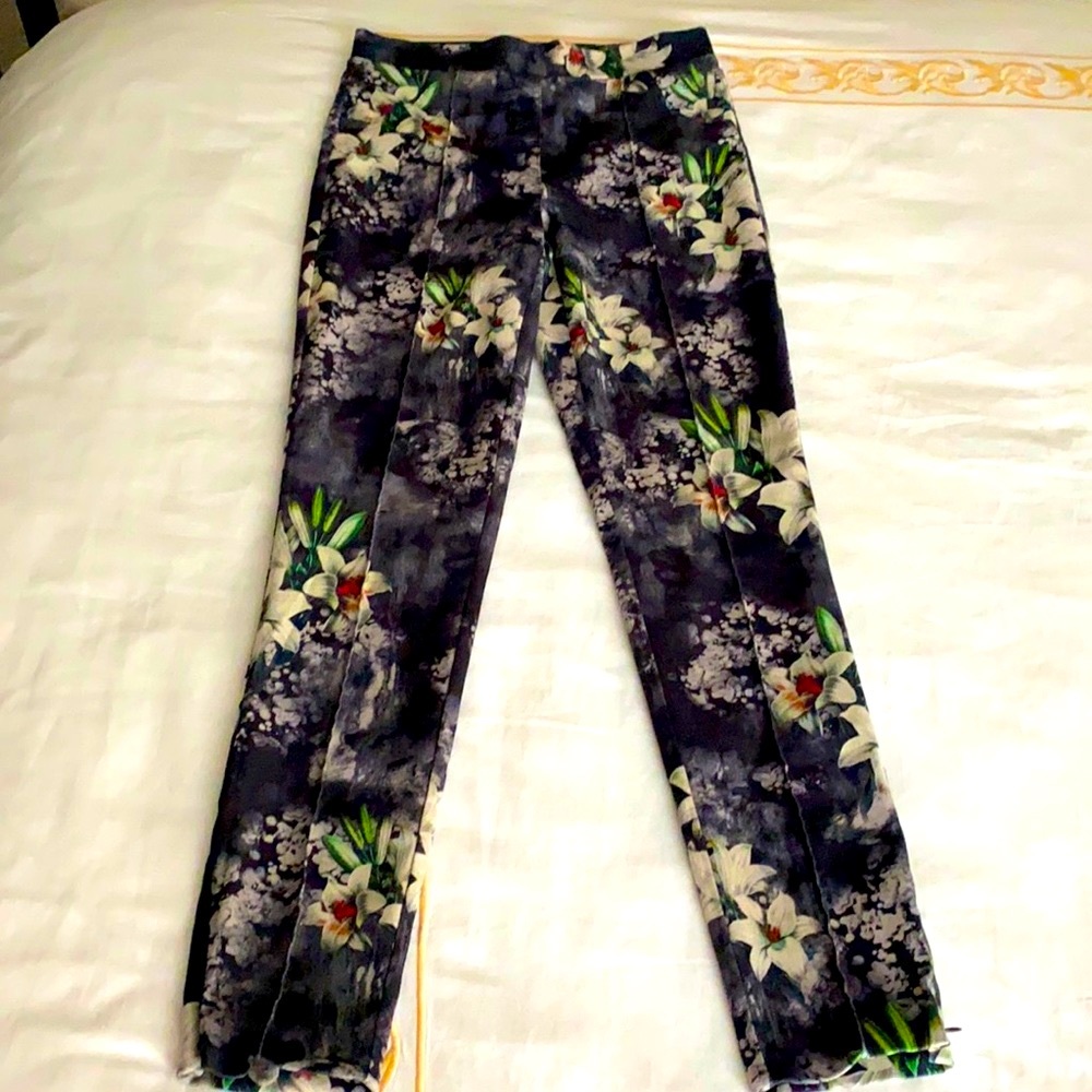 Joseph Ribkoff jean pants w/ side ankle zippers